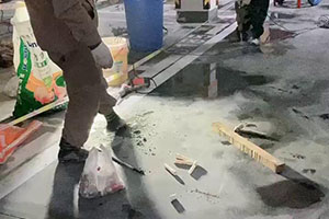 鹤壁地下车库堵漏施工视频